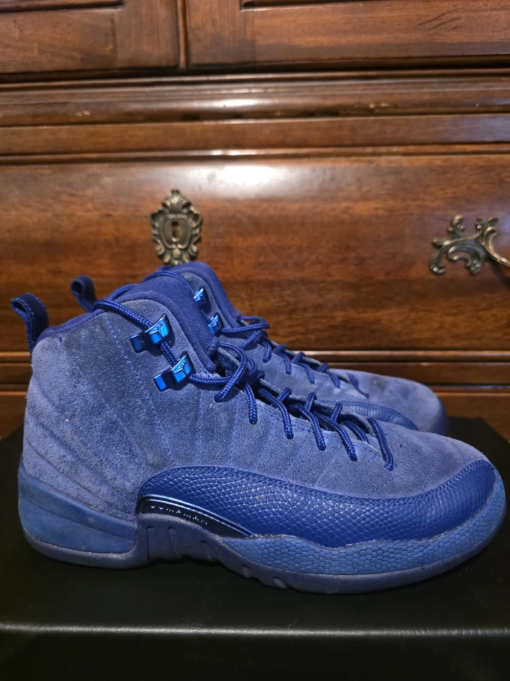 Air Jordan 13 Retro Suede Mid-Top Sneakers - Blue